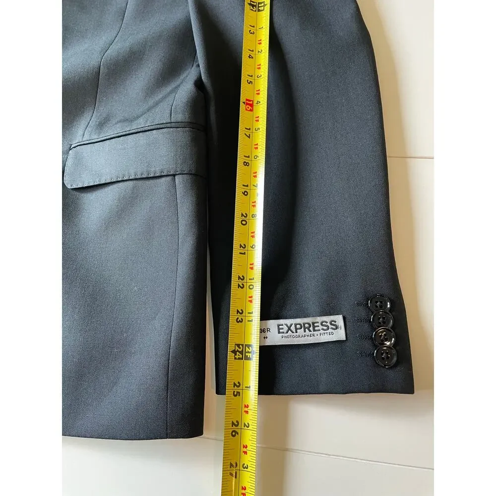 Express nwot photographer